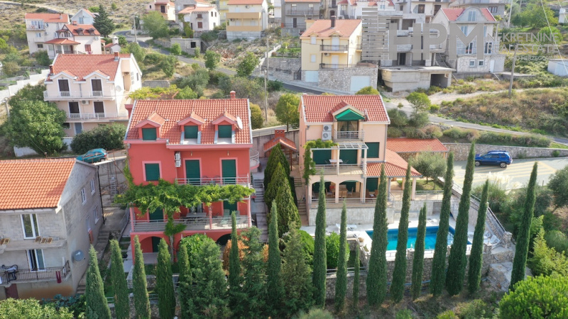 prodaje se dvosoban stan, apartman, Dubrovnik, Ivanica, 6 osoba, Trebnije, namješten stan