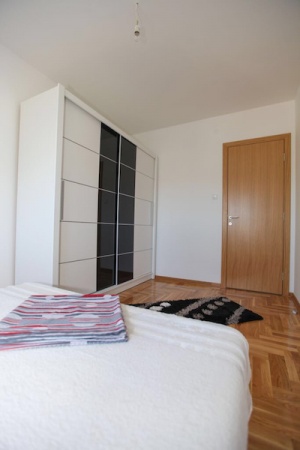 izdaje se, apartman, stan, dvosoban stan, Trebinje