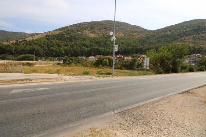 Trebinje, prodaja, građevinsko zemljište, zemlja, stambena zgrada