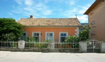 prodaja kuća, plac, Trebinje