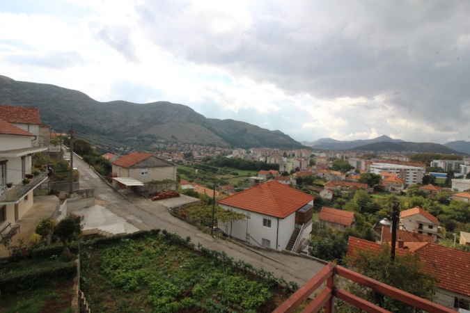 prodaja, stan, četverosoban stan, Trebinje, Police