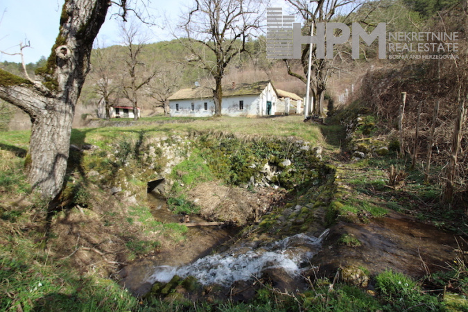 prodaja, plac, kuća, imanje, vinarija, vinograd, Lastva, Trebinje.