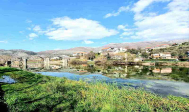 prodaja, vila, vila sa bazenom, Trebinje