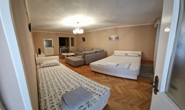 prodaja, kuća, 3 stana, Trebinje, Arslanagića most
