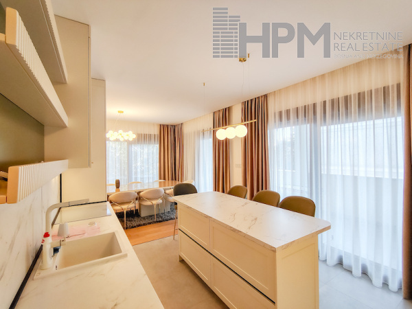 prodaja, stan, luksuzan stan, apartman, četvorosoban stan, four bedroom apartment