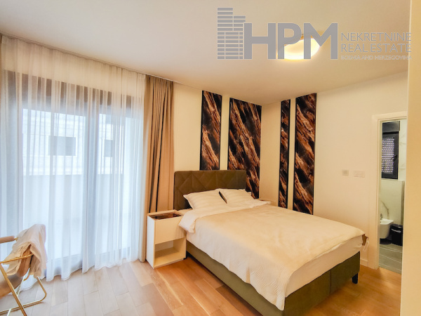 prodaja, stan, luksuzan stan, apartman, četvorosoban stan, four bedroom apartment