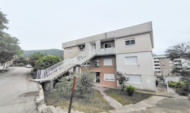 izdaje se stan, jednosoban stan, namješten stan, Trebinje